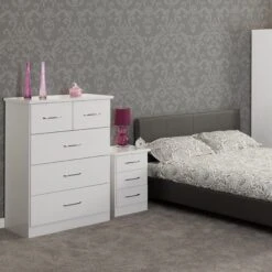 Seconique Nevada 3 Drawer Bedside Table