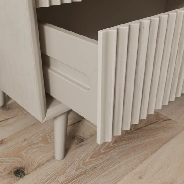 Dunelm Neena 3 Drawer Chest, White Wash Acacia Wood Dunelm Neena 3 Drawer Chest, White Wash Acacia Wood -Harmony Furniture Store 30781307 alt03